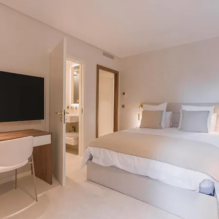 La Reale Croisette Апартаменты *